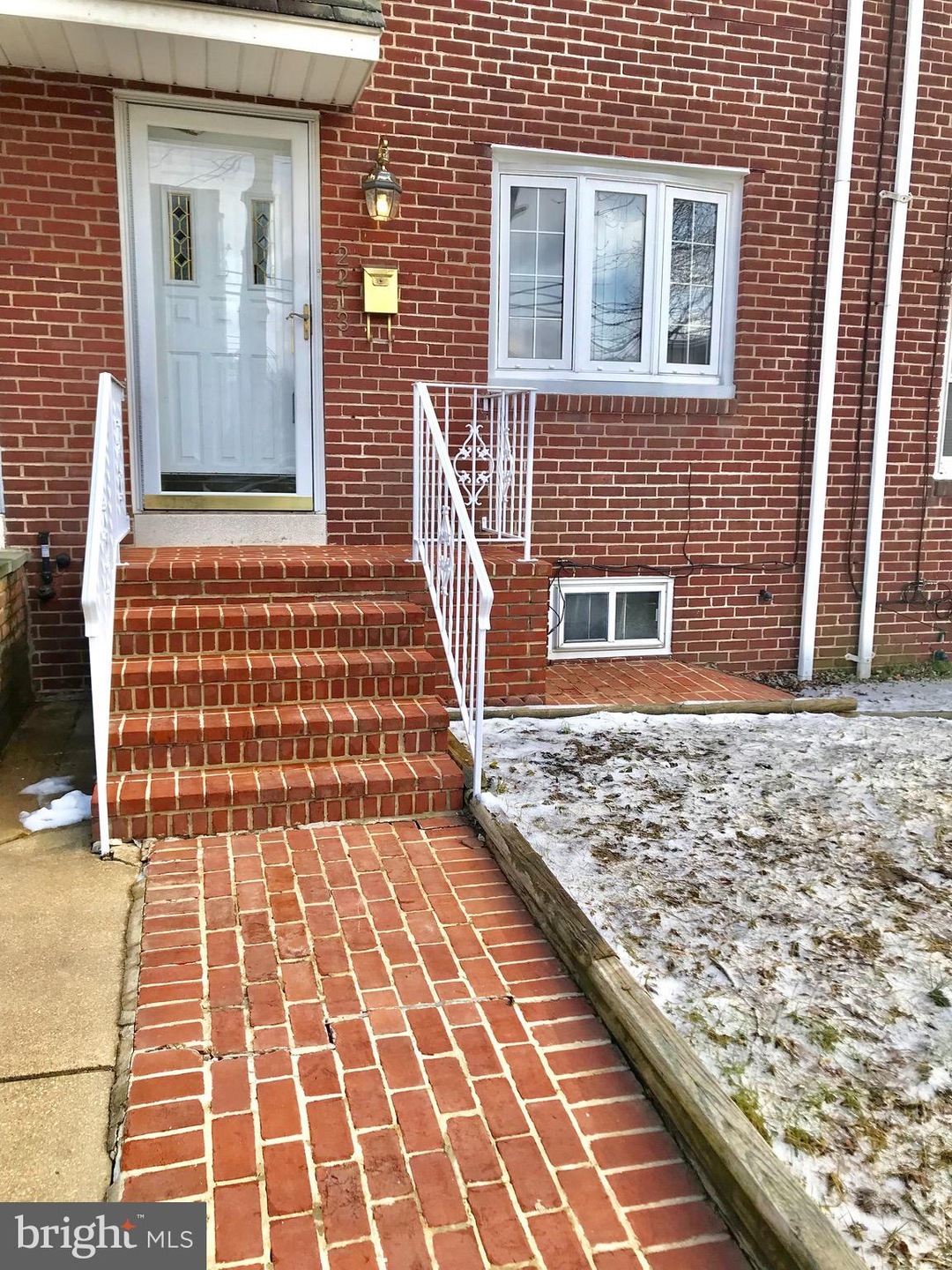 2213 Seneca Rd, Wilmington, DE 19805 - photo 1