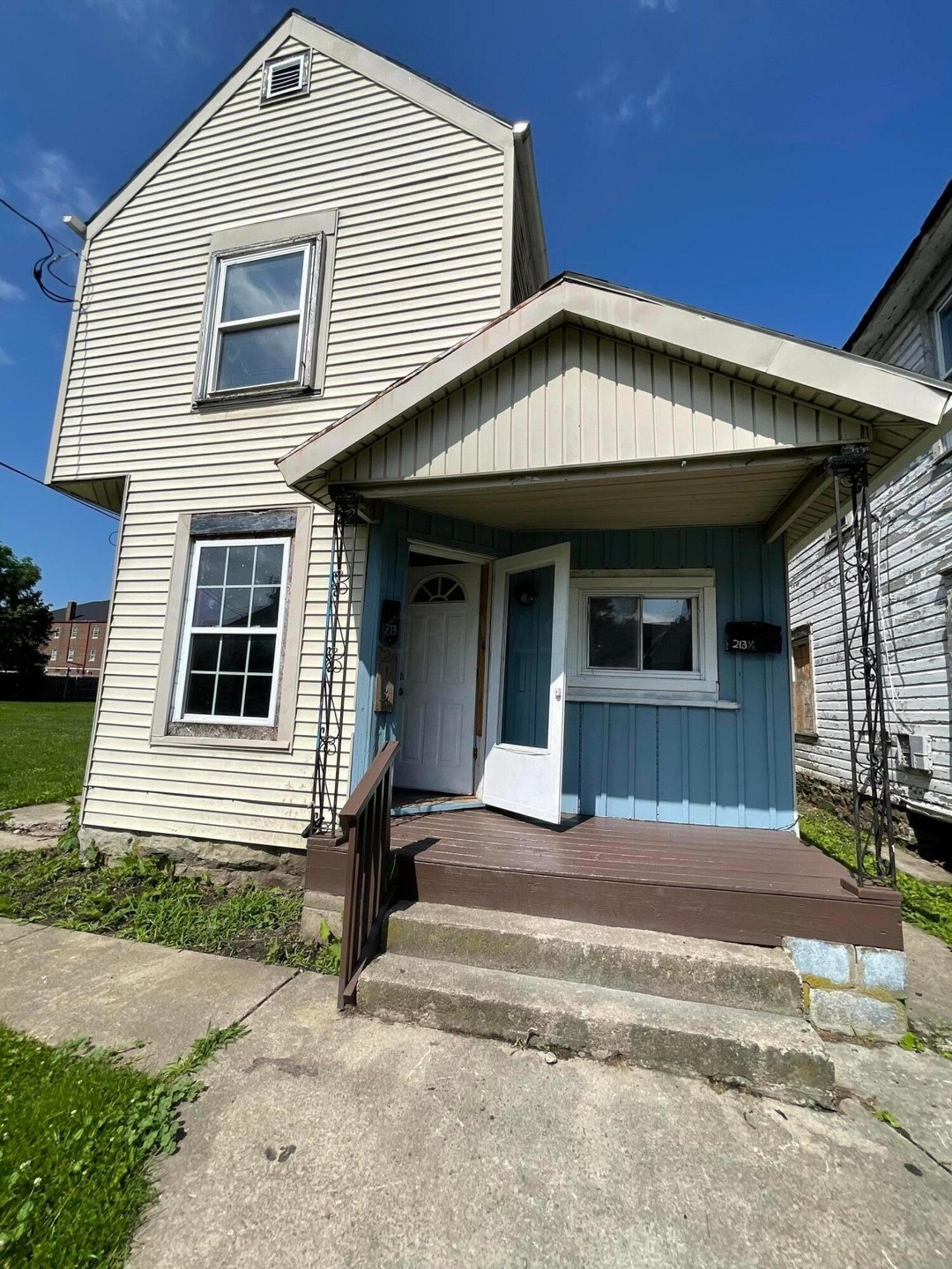 213 Blaine Ave, Marion, OH 43302 - photo 1