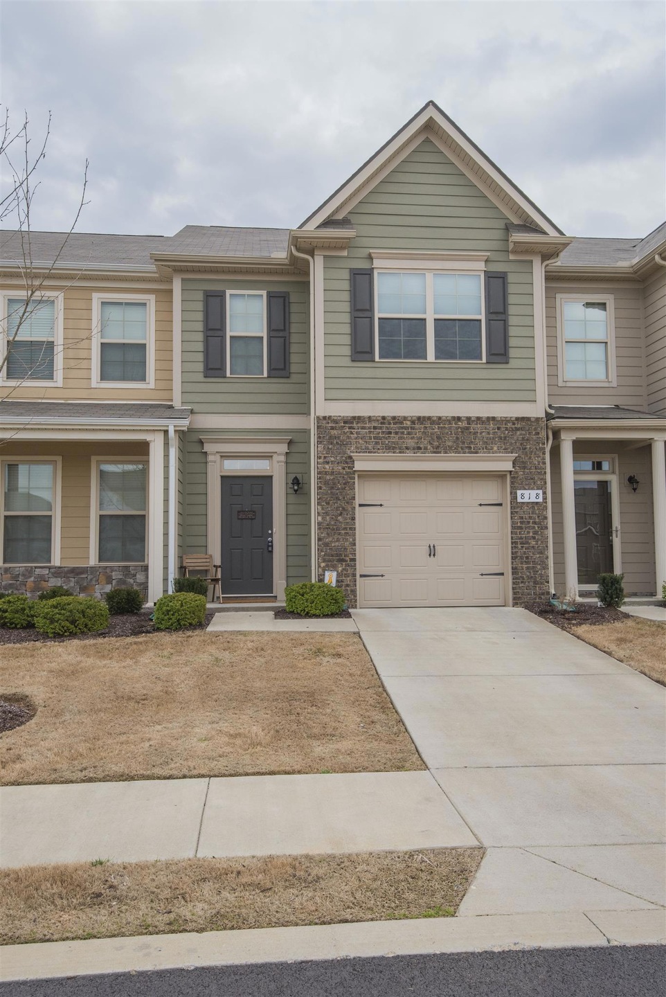 Welcome to 818 Brigade Loop. Thank You for taking time to view our photos