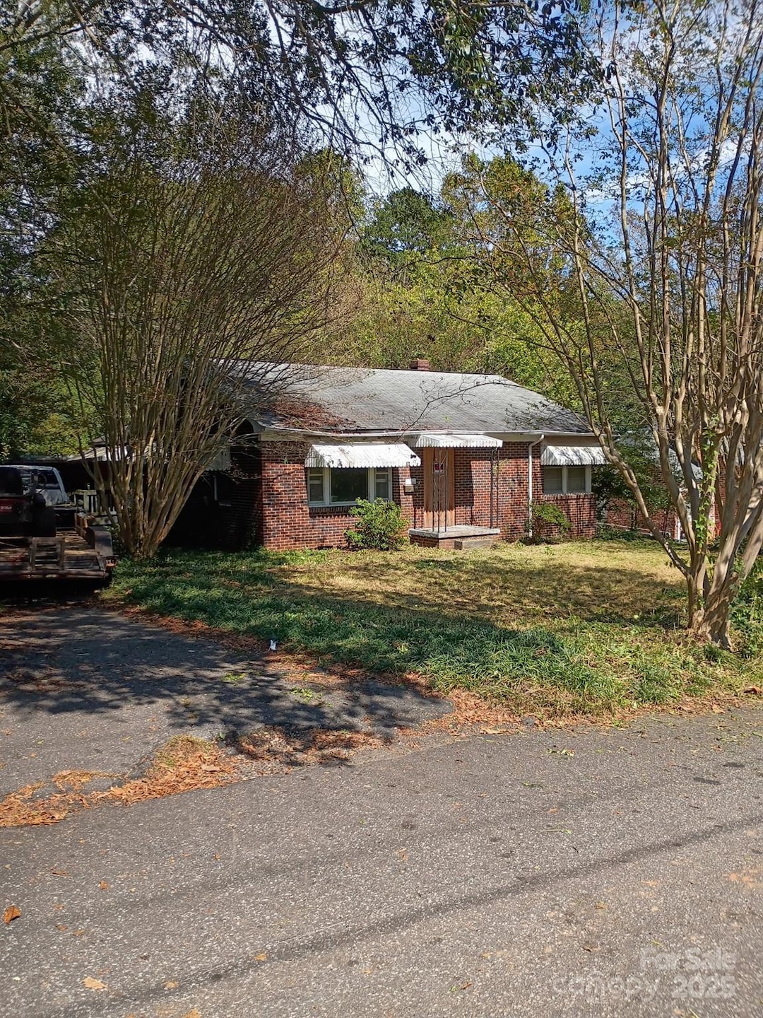 618 5th Ave SW, Hickory, NC 28602 - photo 1