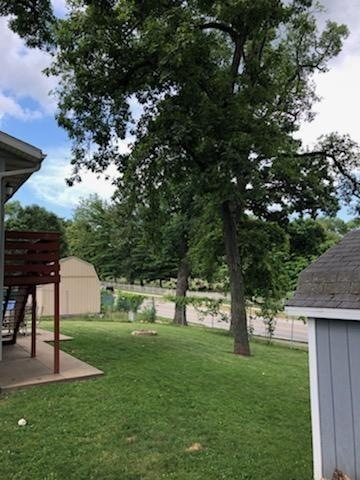 1727 Americus Dr SE, Cedar Rapids, IA 52403 - photo 1