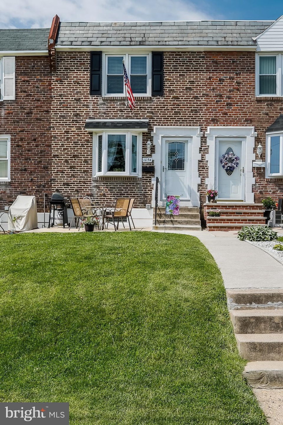 1054 Oakwood Dr, Glenolden, PA 19036 - photo 1