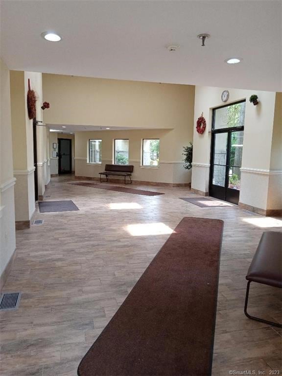 Whitney Commons unit 203, Hamden, CT 06517 - photo 1