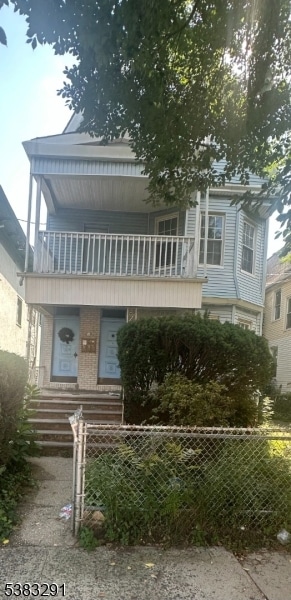10 Baldwin Ave, Newark, NJ 07108 - photo 1