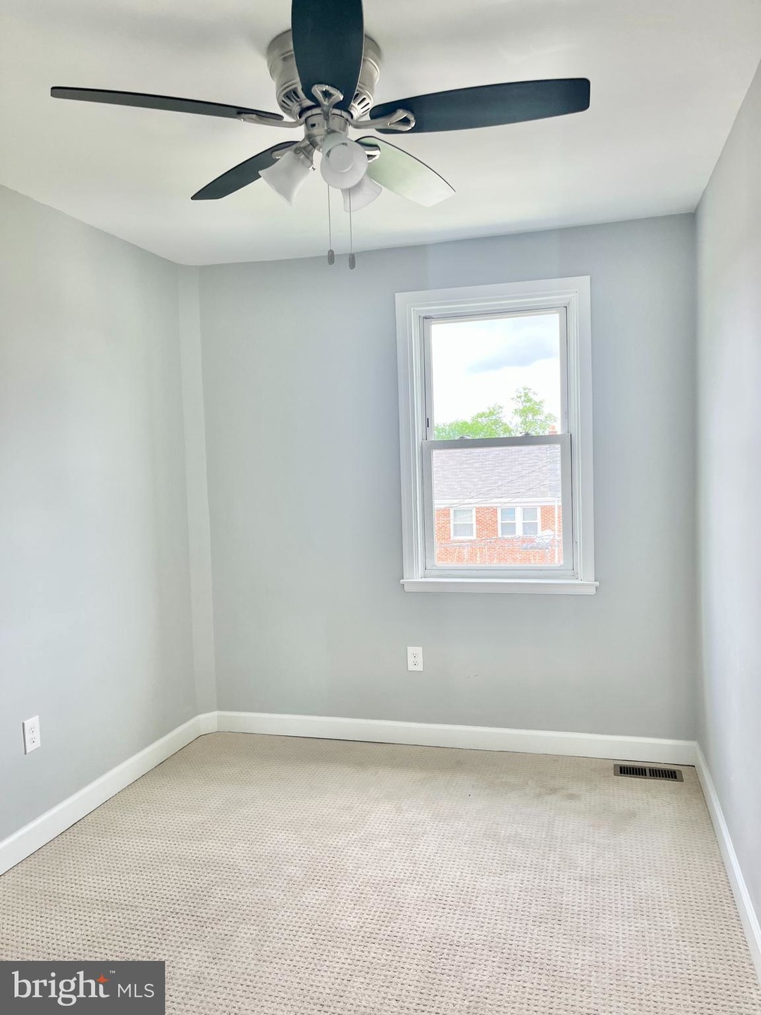 1628 Northwick Rd, Baltimore, MD 21218 - photo 1