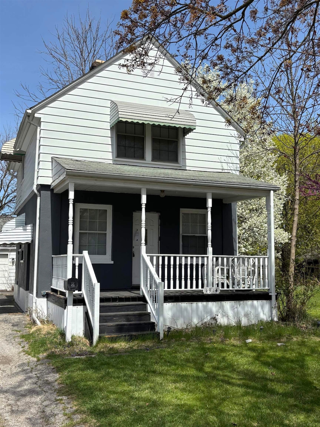 1914 Bagley St, Flint, MI 48504 - photo 1