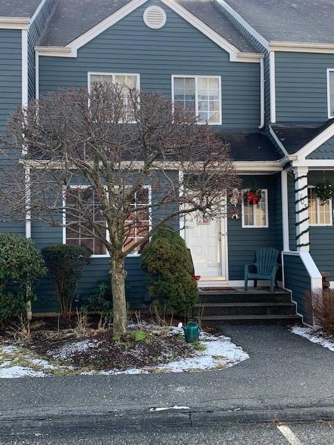 702 Kensington Ct, Brewster, NY 10509 - photo 1