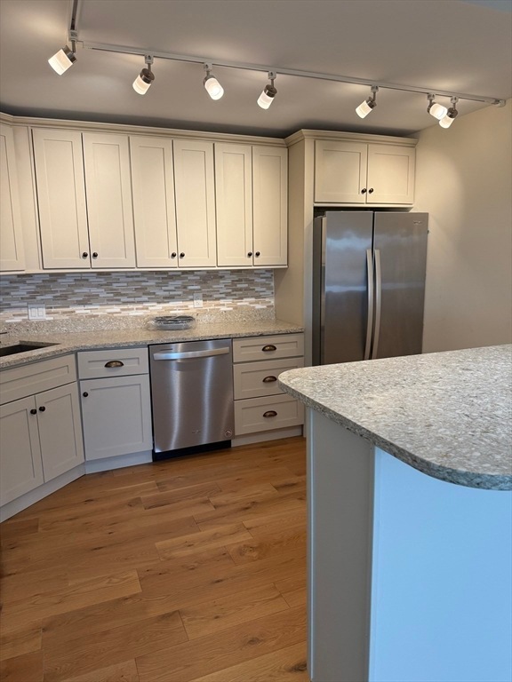 Charles River Towers unit 728, Watertown, MA 02472 - photo 1