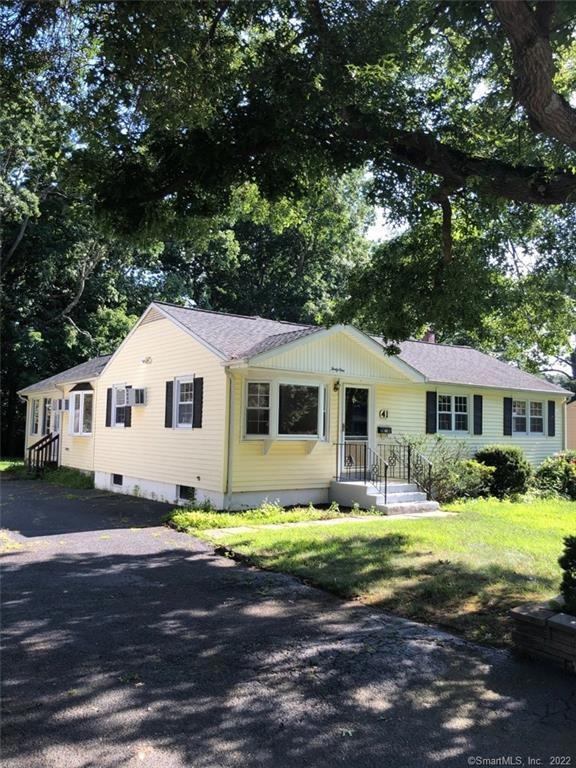 41 Pell Meadow Dr, Fairfield, CT 06824 - photo 1