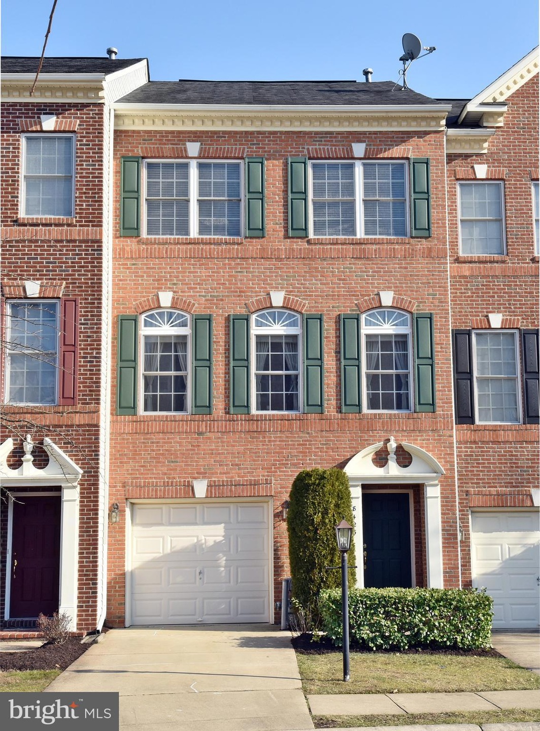 8423 Ice Crystal Dr, Laurel, MD 20723 - photo 1