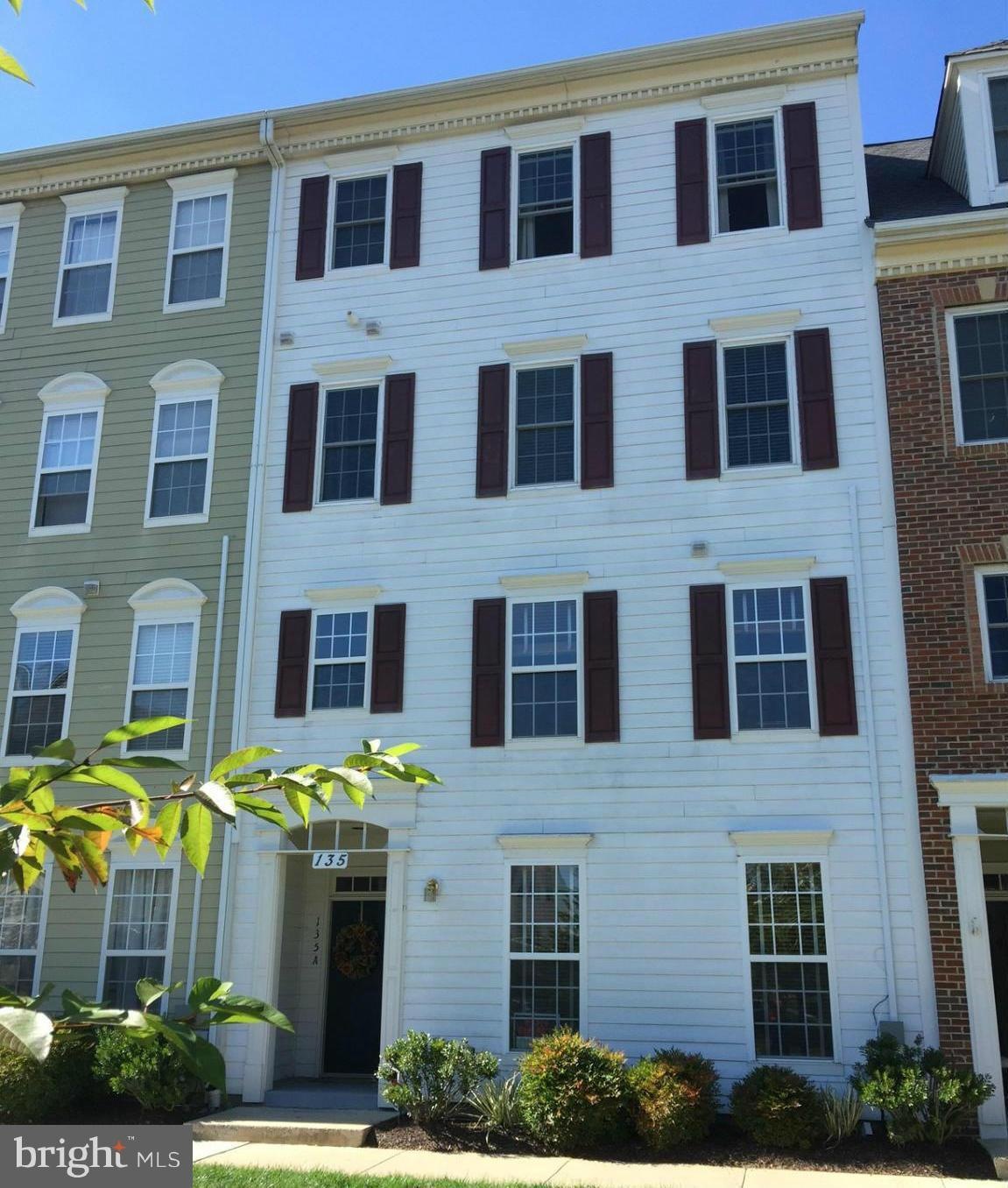 135 Chevy Chase St, Gaithersburg, MD 20878 - photo 1