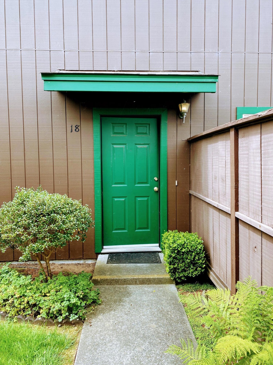 931 Hill St. #18