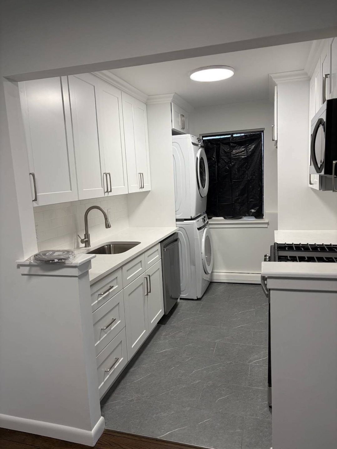 37 Hillside Terrace unit A, White Plains, NY 10601 - photo 1