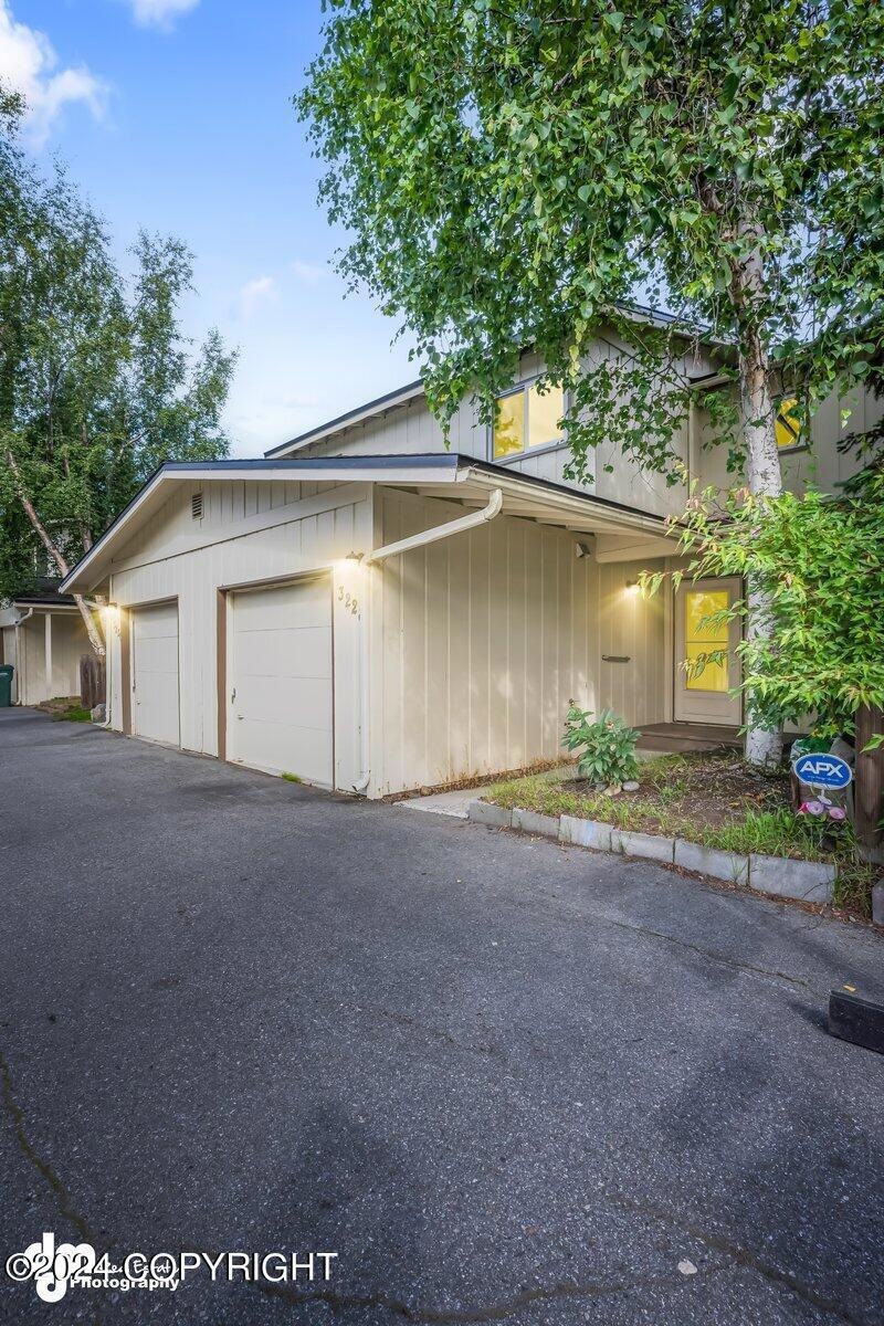 3228 Eastgate Twilight