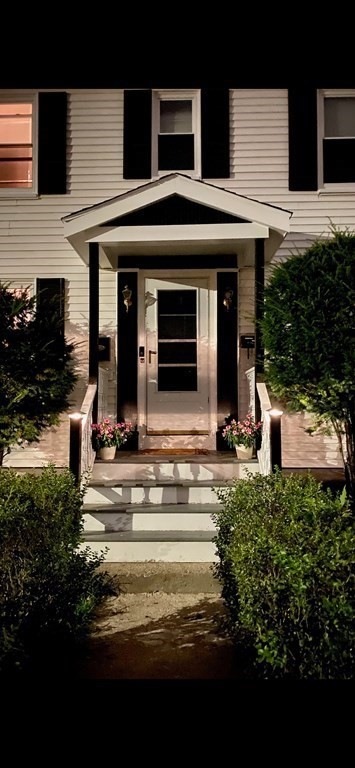 33 Paragon Rd unit 2, West Roxbury, MA 02132 - photo 1