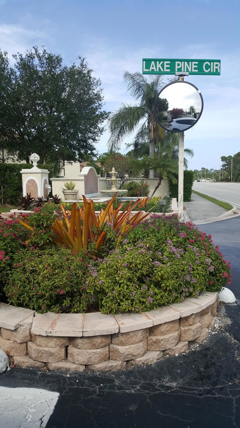 108 Lake Pine Cir unit B-1, Greenacres, FL 33463 - photo 1