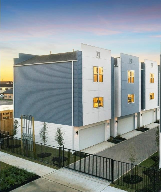 0 Griggs unit 73536763, Houston, TX 77021 - photo 1