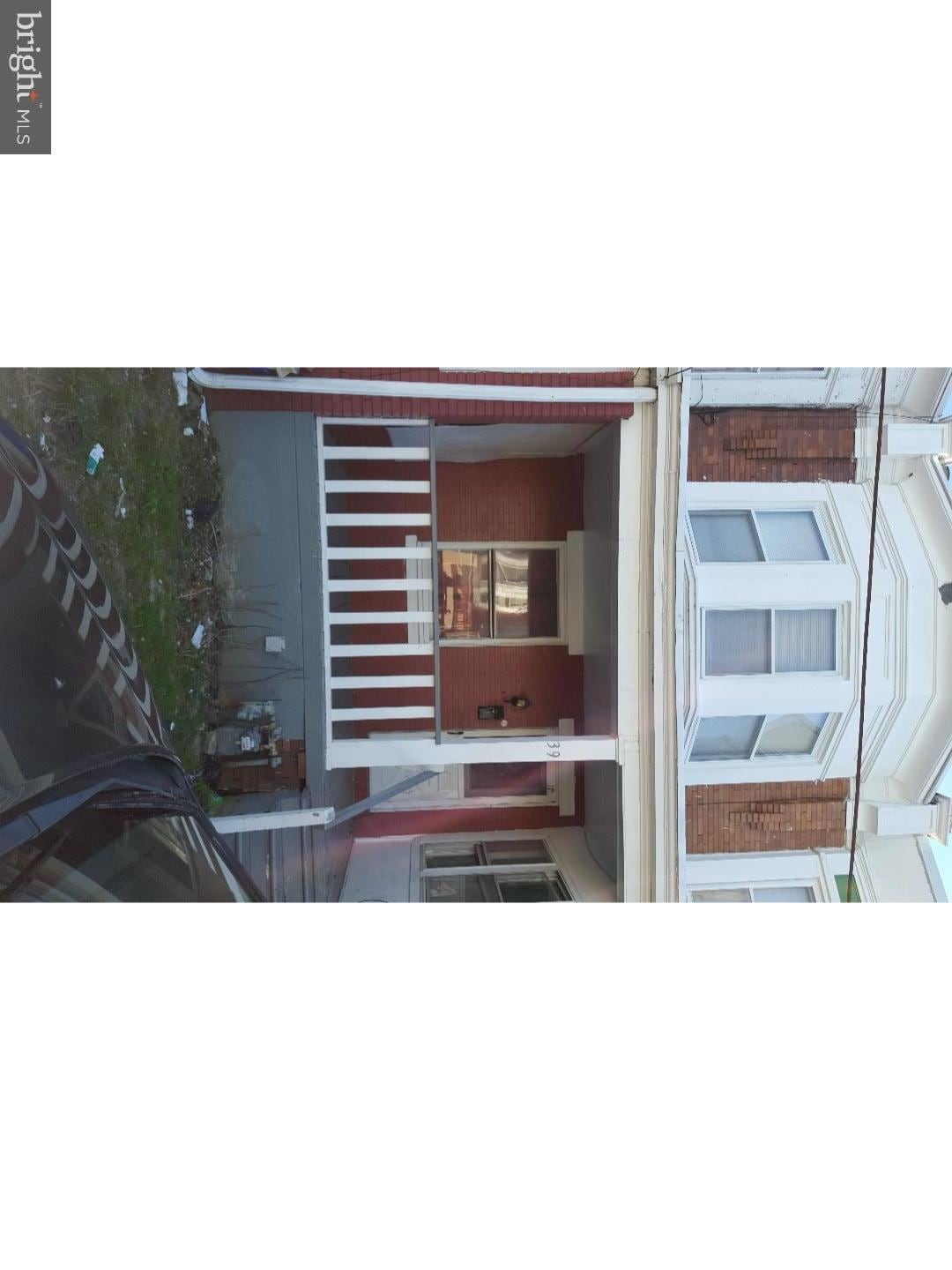 39 N Keystone Ave, Upper Darby, PA 19082 - photo 1