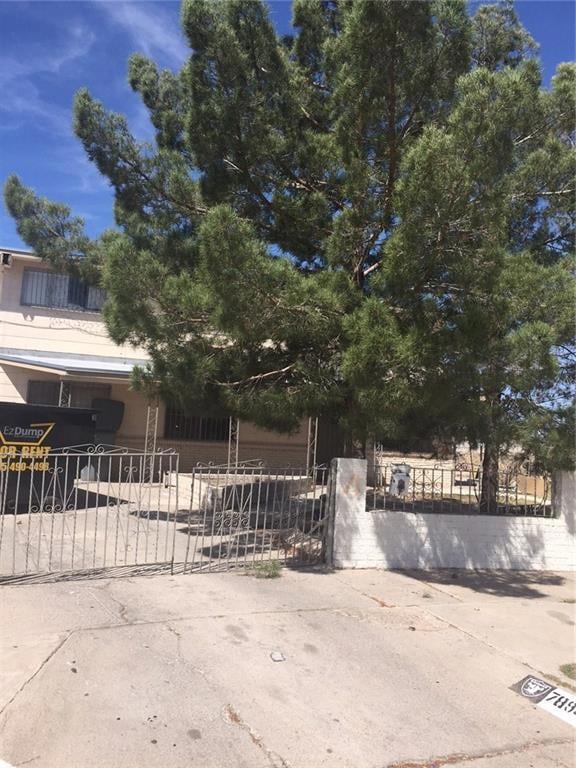 7894 Jersey St, El Paso, TX 79915 - photo 1