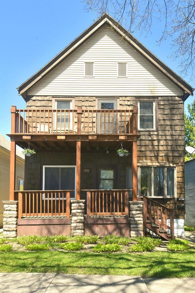 1-duplex-cudahy-bayview-frnt1