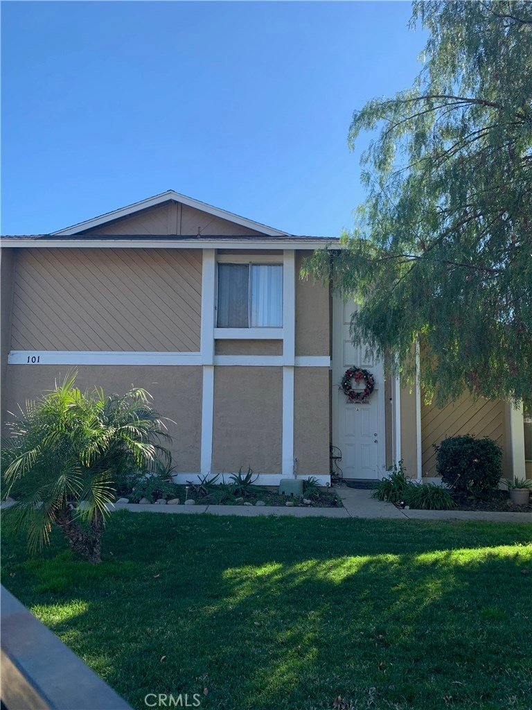 101 Wiseman Way unit c, Upland, CA 91786 - photo 1