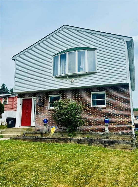 1207 Potomac St, Allentown, PA 18103 - photo 1