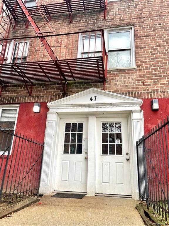 47 Point St unit AA, Yonkers, NY 10701 - photo 1