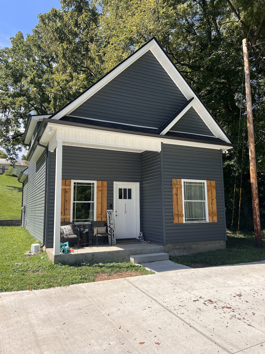 112 Hillview St, Dickson, TN 37055 - photo 1