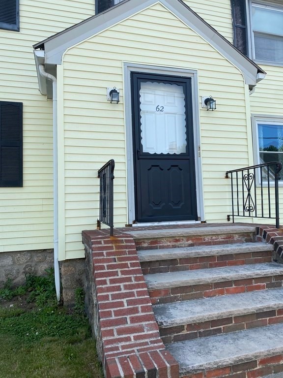 62 County St unit 1, Peabody, MA 01960 - photo 1