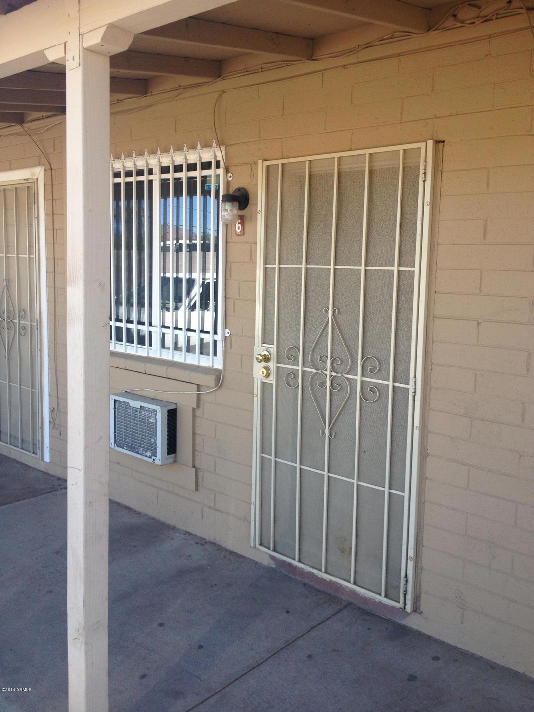 1915 N 26th Place unit 9, Phoenix, AZ 85008 - photo 1