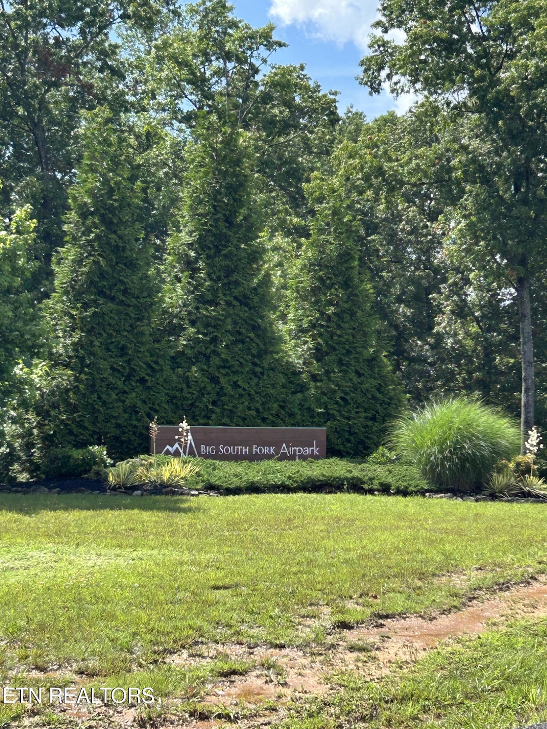 0 Bill Swain Dr unit 1305241, Oneida, TN 37841 - photo 1