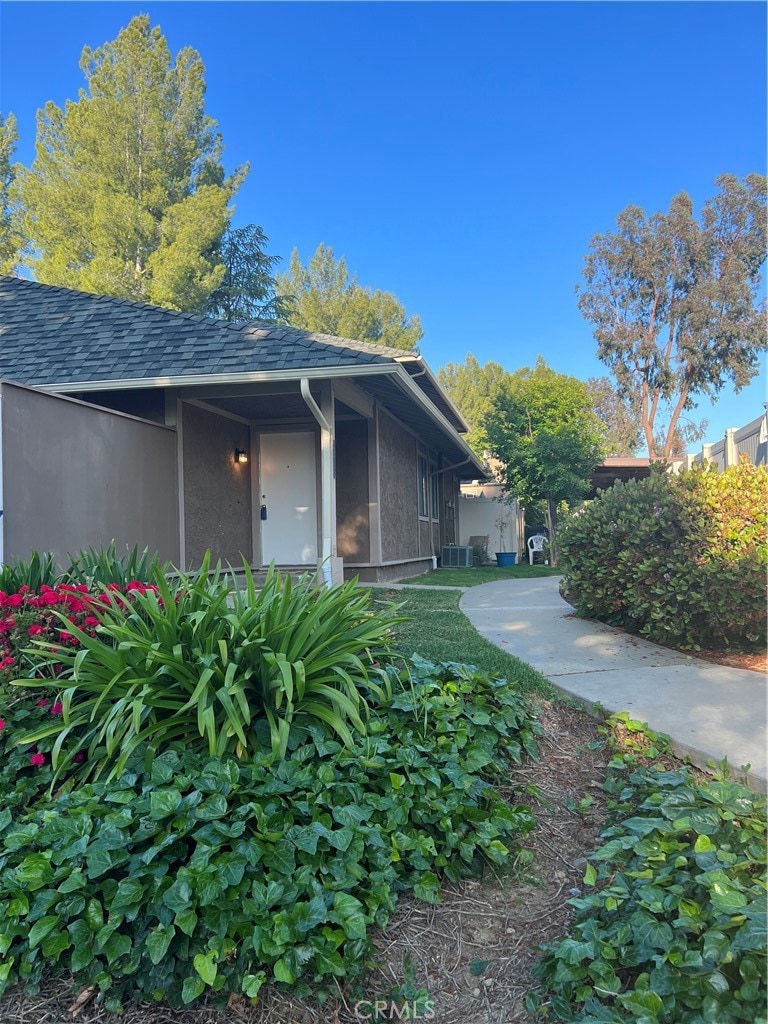 28723 Conejo View Dr, Agoura Hills, CA 91301 - photo 1