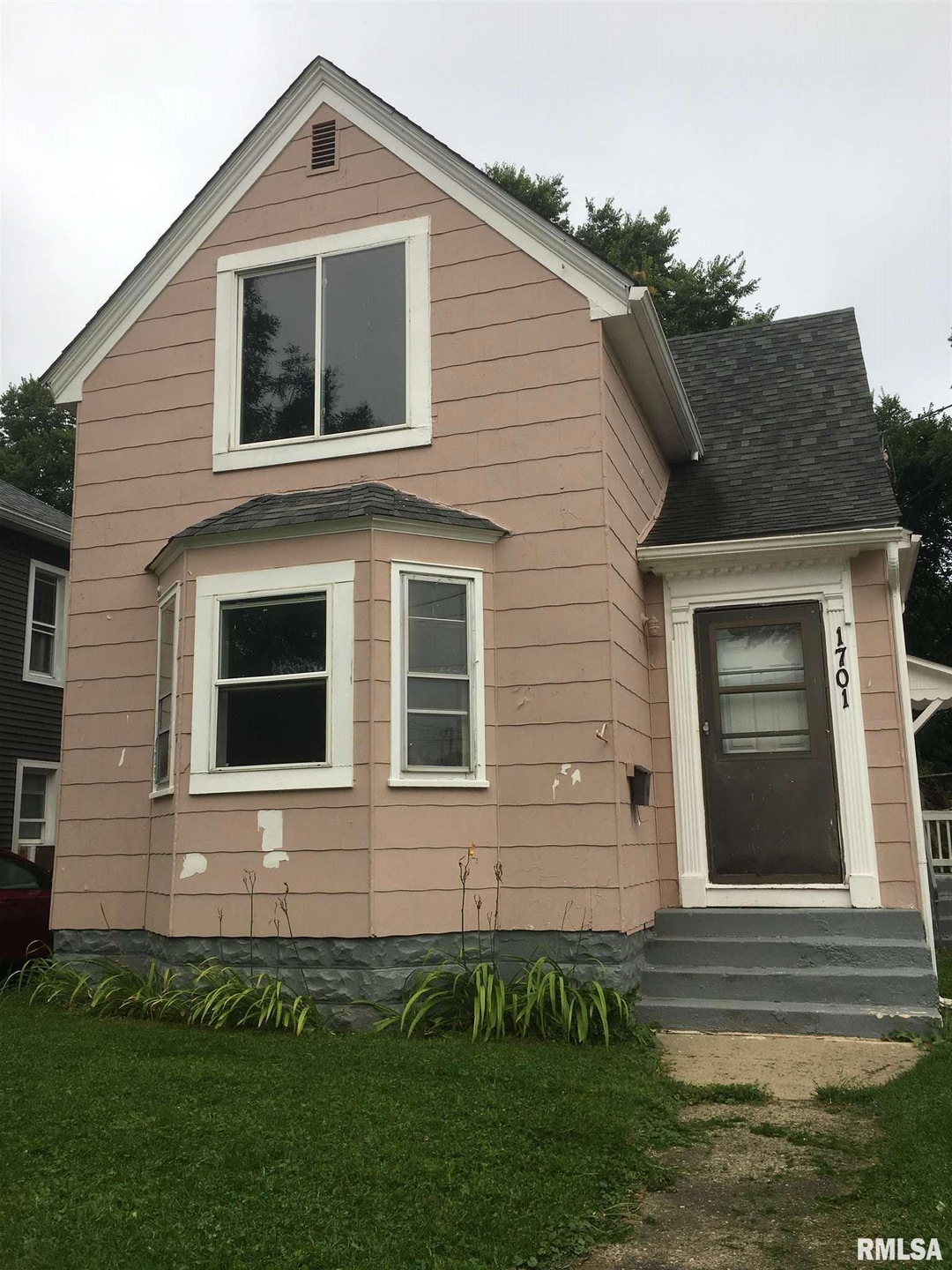 1701 2nd St, Moline, IL 61265 - photo 1