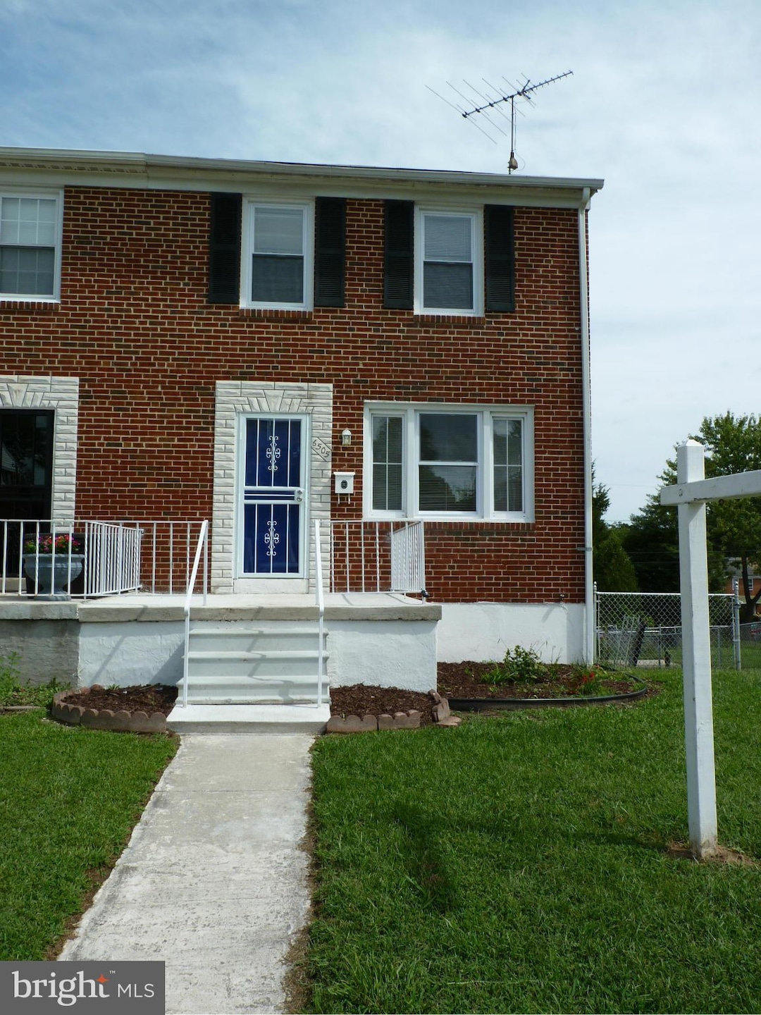 6505 Belle Vista Ave, Baltimore, MD 21206 - photo 1