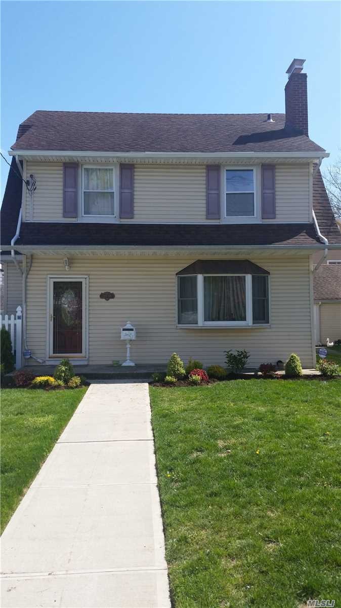 21908 38th Ave, Bayside, NY 11361 - photo 1