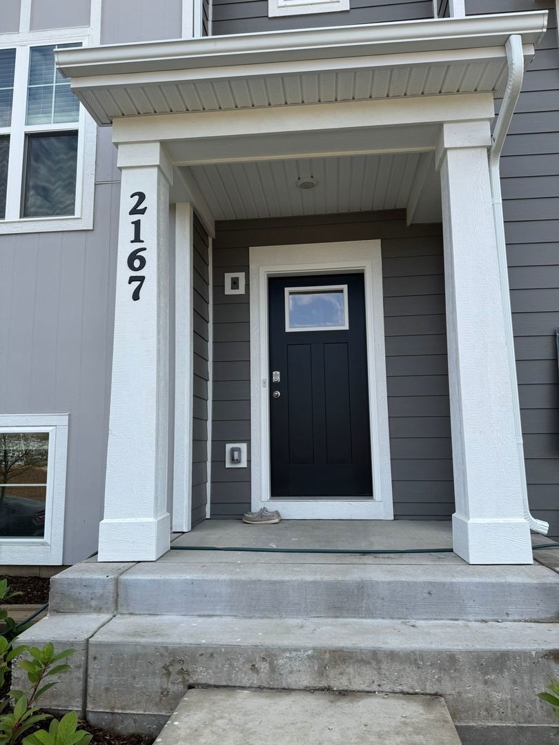 2167 Yellowstone Blvd, Mundelein, IL 60060 - photo 1