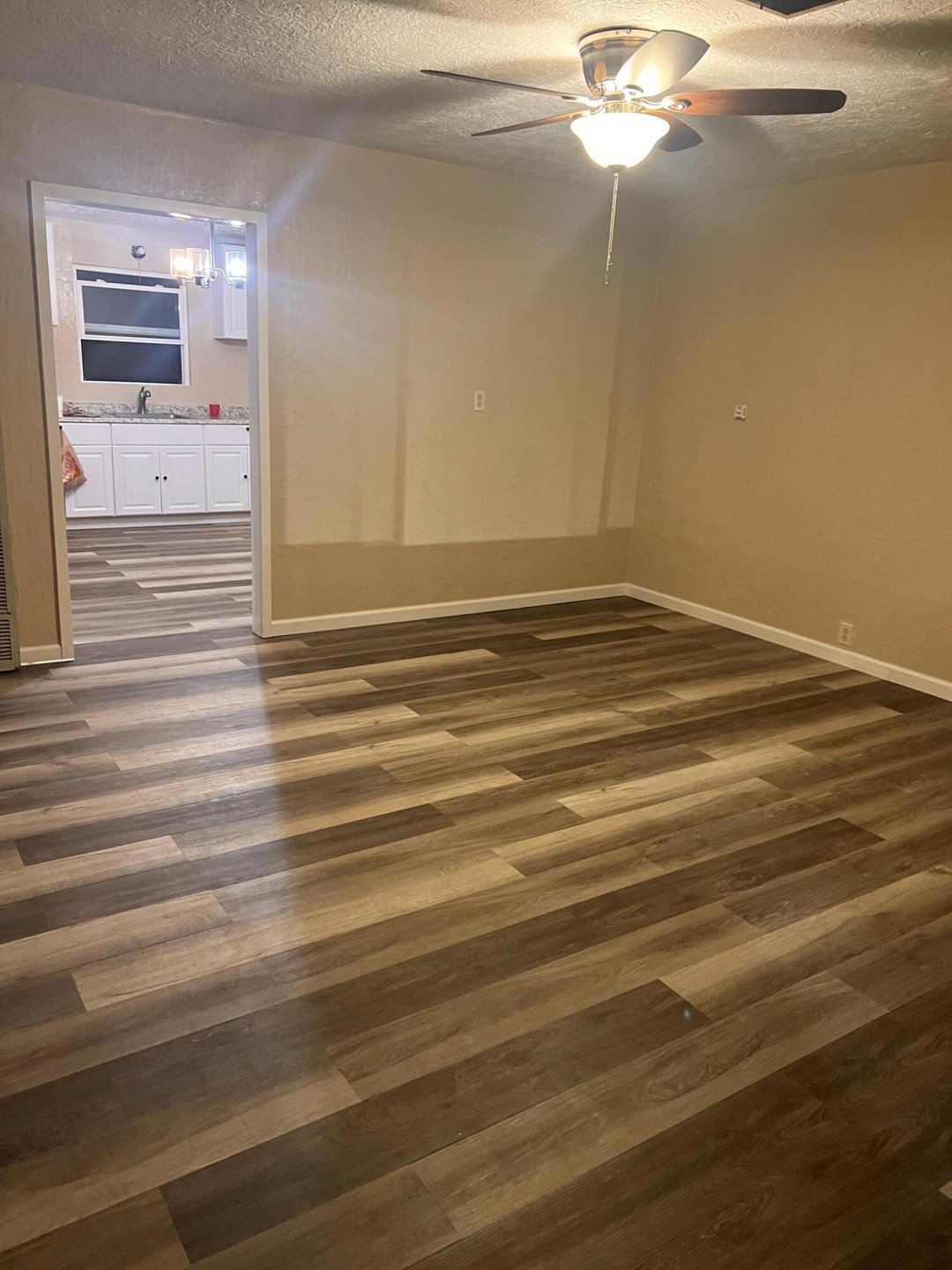 76F182B6-2E32-40BC-A130-3F63EF9047CF