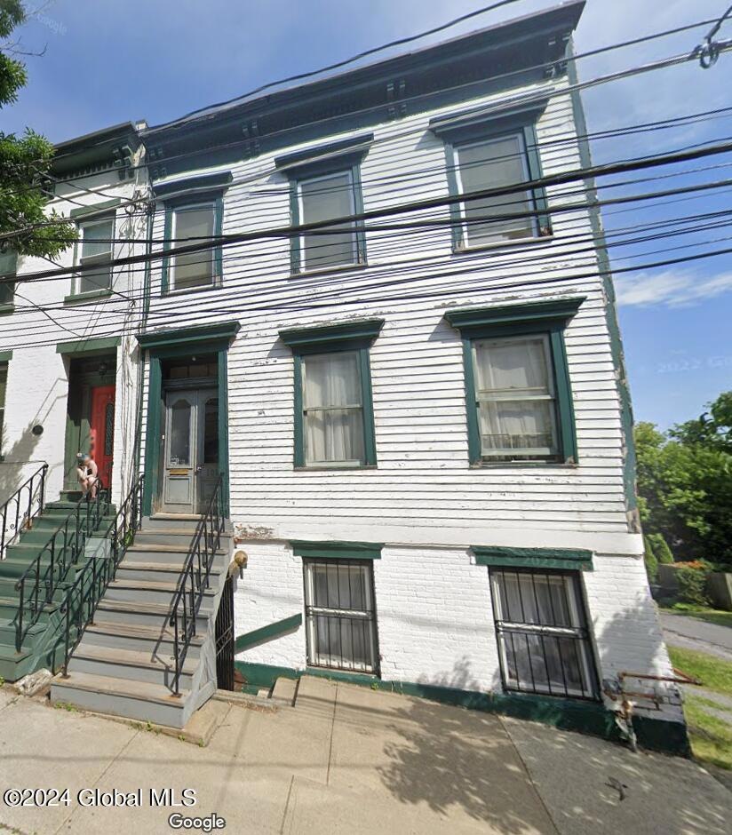 Screen Shot 2024-05-15 at 3.23.43 PM