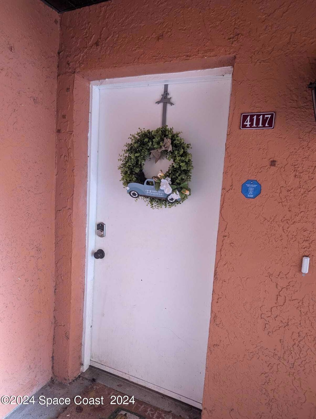 4117 Pinewood Dr NE unit 6, Palm Bay, FL 32905 - photo 1