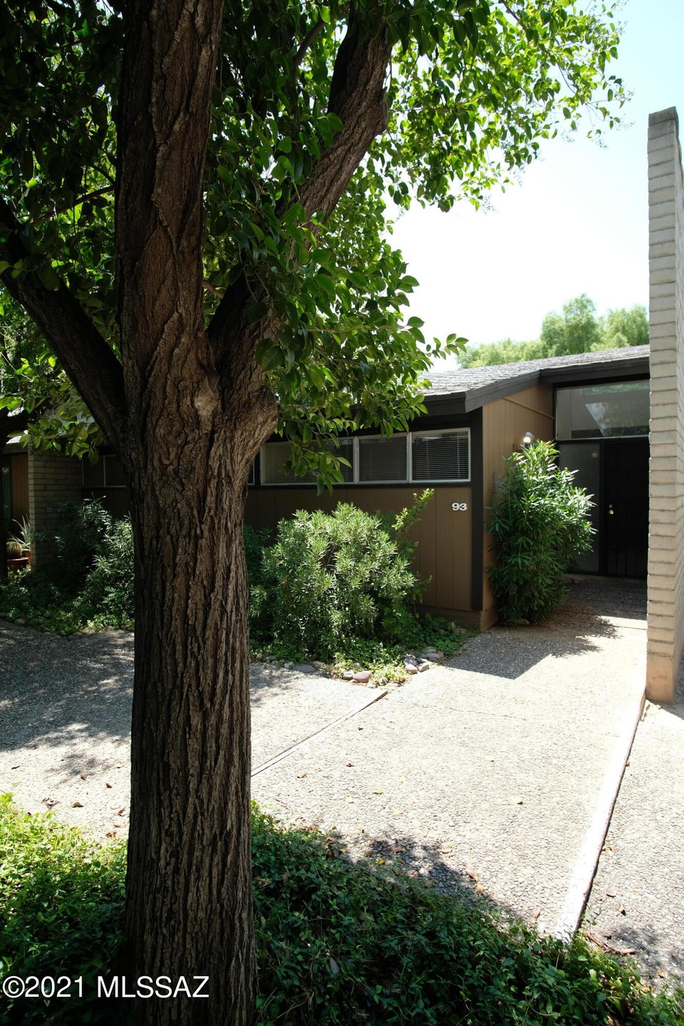 5701 E Glenn St # 93