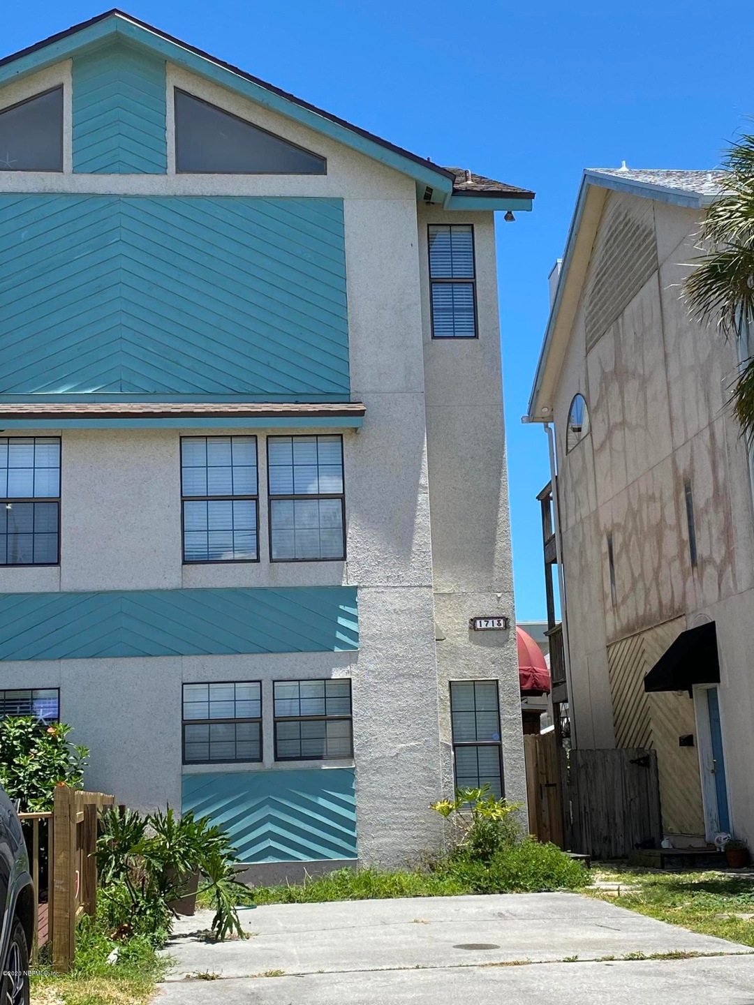 1713 2nd St S, Jacksonville Beach, FL 32250 - photo 1