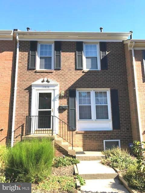 11928 Travistock Ct, Reston, VA 20191 - photo 1