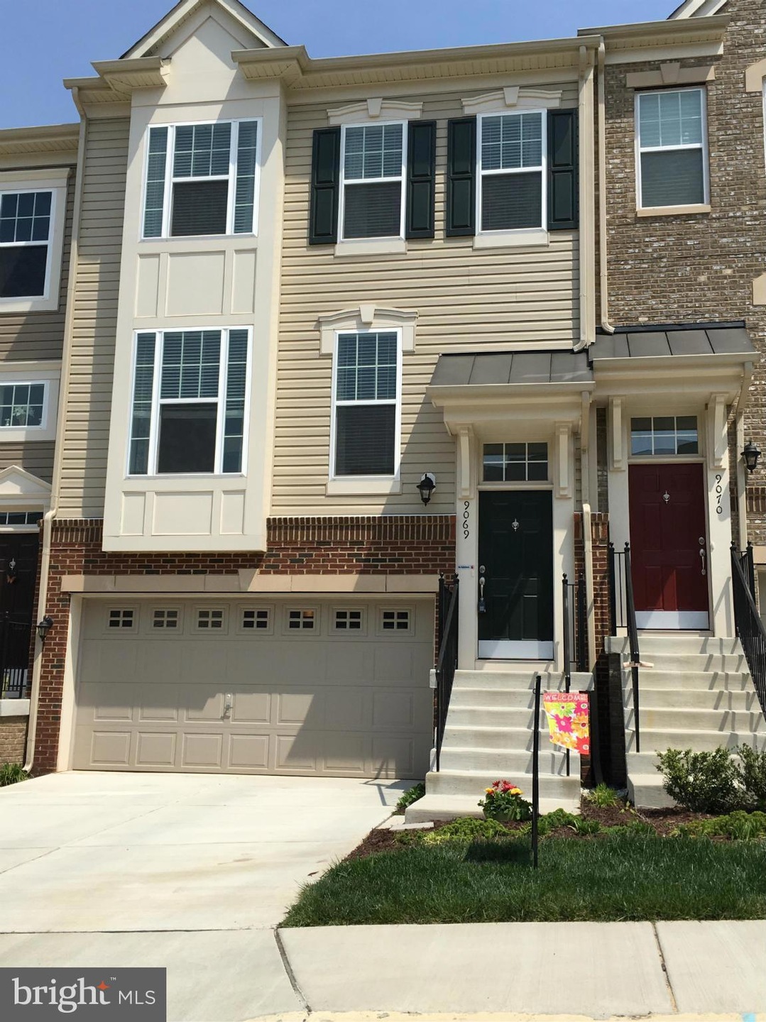 9069 Christopher Ln, Manassas Park, VA 20111 - photo 1