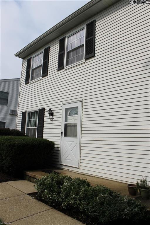 WELCOME TO 1497 MUNROE FALLS AVENUE