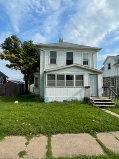 630 15th Ave SW, Cedar Rapids, IA 52404 - photo 1