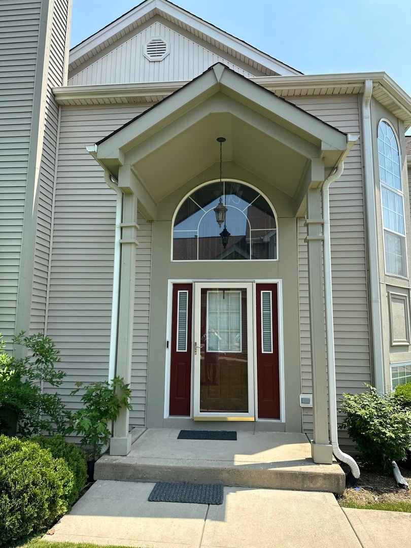 1931 Tamahawk Ln unit 115, Naperville, IL 60564 - photo 1