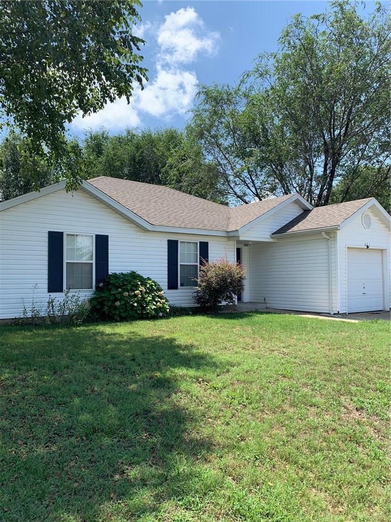 671 Clover Ln, Springdale, AR 72764 - photo 1