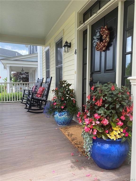 4 White Oak St, Warwick, NY 10990 - photo 1