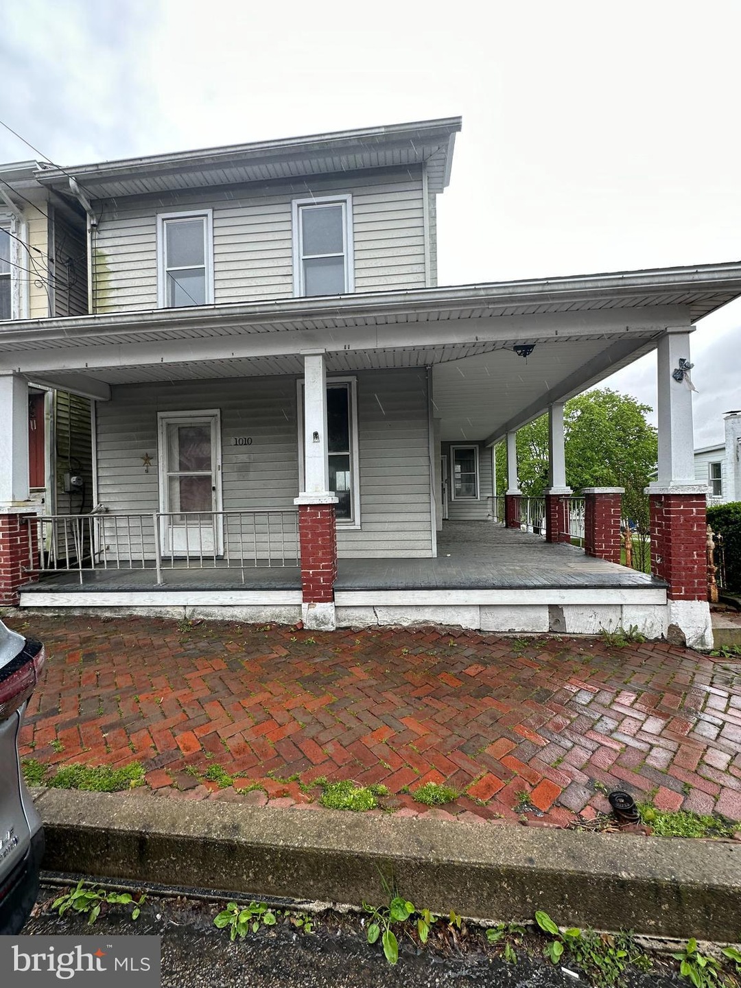 Sold $40,000 • Co-Listing Agent