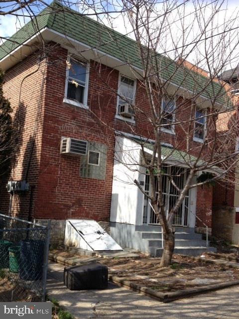 671 Hebrank St, Lancaster, PA 17603 - photo 1